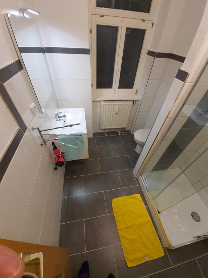 Zentrale 2 Zimmer Eg Wohnung Mit Balkon Lipsko Exteriér fotografie